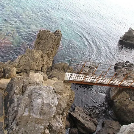 Il Faro Lejlighed